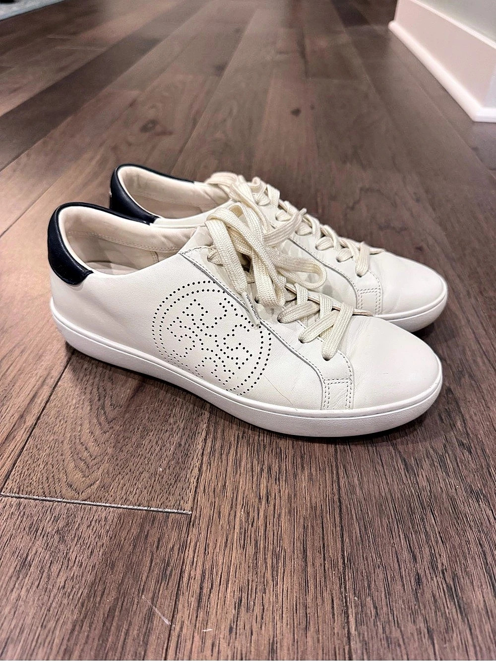 Tory Burch Leather Logo Court Sneaker White & Navy